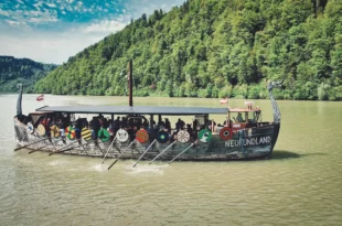 Perfekt für Gruppenausflüge: Donauschifffahrt im Wikinger-Style